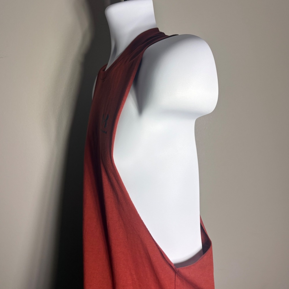 Under Armour Project Rock Mens Muscle Tank Top Rust Red Sleeveless Gym Shirt S - Picture 3 of 7